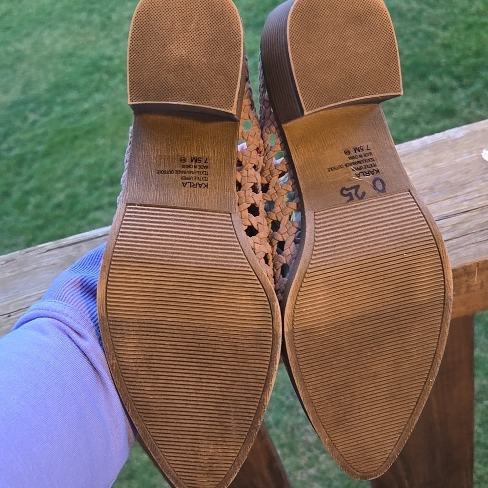 Altar'd State Woven Mules Tan Taupe Karla 7.5 Excellent Preowned Condition - Picture 3 of 6